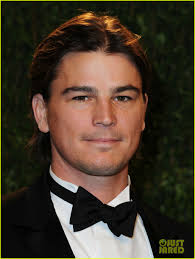 About this photo set: Josh Hartnett suits up for the 2013 Vanity Fair Oscar Party held at Sunset Tower on Sunday (February 24) in West Hollywood, Calif. - josh-hartnett-casey-affleck-vanity-fair-oscars-party-2013-02