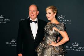Jazmin Grimaldi partage un cliché inédit avec Albert de Monaco, père et fille complices en mémoire de Grace Kelly