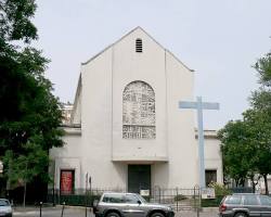 Façade de l'église SaintGabriel de Paris