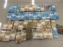 Resultado de imagem para imagens da polícia federal na 'Lava Jato'