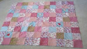 Résultat de recherche d'images pour "Scrappy 2 1/2 inch square quilt patterns"