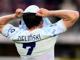 Totale Europe : les compos de OM-Nice, l'Inter accroché par le Torino