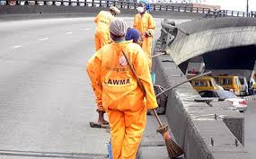 Highway sweeper thrown off Third Mainland Bridge by speeding vehicle, dies