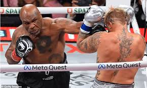 Mike Tyson bị tố cáo nhận tiền để thua Jake Paul