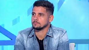 Cicinho prevê gol de atacante e palpite de pênalti em Santos x São Paulo