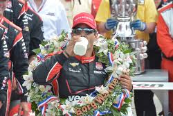 Resultado de imagen para montoya indy 500 ago