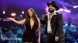 Kacey Musgraves, Carin León Debut ‘Lost in Translation’ Live at Latin Grammys