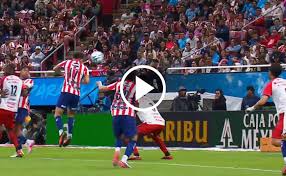 ¡Golazo idéntico! Ricardo Marín incrementó la ventaja de Chivas sobre Xolos con jugada desde tiro de esquina