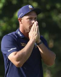 Bryson DeChambeau 放出回归烟雾弹后，PGA Tour 内部为何对他的去向保持异常沉默