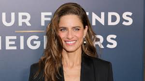 Amanda Peet reveals she was diagnosed with breast cancer as parents were in hospice care