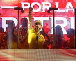 Colombian far-right candidate is latest Trumpian figure in Latin America to ride anti-incumbent wave