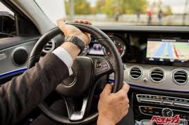 超カッコわりい！ 時代が変わってもドン引きされるワースト運転5選