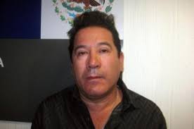 José Sánchez Villalobos, presunto operador financiero de &quot;El Chapo&quot;. Militares mexicanos detuvieron a un presunto operador financiero al servicio del cartel ... - Jos%25C3%25A9-S%25C3%25A1nchez-Villalobos-300x199
