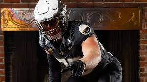 Oregon Ducks Honor Phil Knight with "Shoe Duck" Uniforms