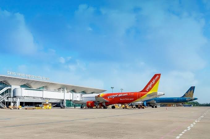 Hàng không Việt Nam phục hồi mạnh mẽ, đặt mục tiêu bứt phá 2026