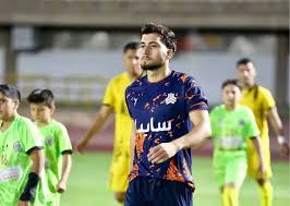 لغو معامله دو خرید تراکتور از قهرمان پیشین لیگ!