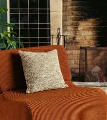 Coussin effet tweed marron et vert - Carino - The Socialite ...