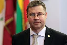 <b>Valdis Dombrovskis</b> will Geschichte schreiben. (Foto: picture alliance / dpa) - 8567677