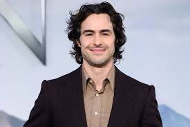 'The Madison' Star Ben Schnetzer Explains How He Nailed His Cowboy Accent (Exclusive)