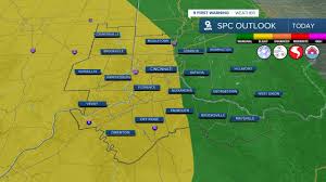 Warmer Monday, strong to severe storms return tonight