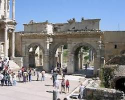 Ephesus Gate of Mazaeus and Mithridates的圖片