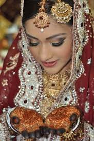 5 Worst Makeup Mistakes on Your Wedding: Indian Bridal Diaries - light-foundation-indian-bride