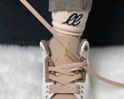 Image of Jordan 3 with standard crisscross lacing