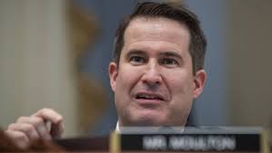 Moulton Introduces ICE Defunding Bill, Reinvests in Health Care