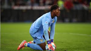 Suzuki’s nightmare return after 126 days: just three minutes into the Torino v Parma match and he conceded a goal through his legs to Simeone