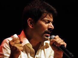 Punjabi singer Jasbir Jassi performing at an event in Patiala. Bharat Batish/HT - a0450d88-bca8-4c82-881e-c5f129c20b6cHiRes