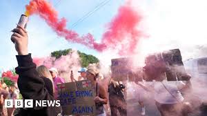 BBC - News update