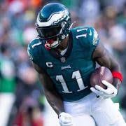 Eagles and Cowboys Clash in 2025 NFL Kickoff Showdown