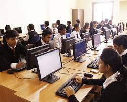 Image of ICFAI University Dehradun Computer Lab