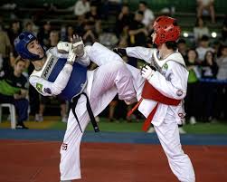 Santista é o número 1 do mundo no taekwondo
