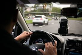 MPT processa Uber por cobrança abusiva de motoristas e pede R$ 321 milhões em indenizações