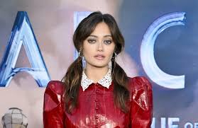 Ella Purnell enjoys stunts