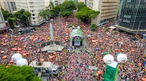 Quer botar um bloco na rua em BH? Custo pode variar de R$ 8 mil a quase R$ 1 milhão