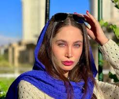 بیوگرافی تینا یلان و عکسش بیرون سریال اجل معلق+ سن و فیلم ها
