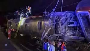 Trem de alta velocidade descarrila e deixa ao menos 21 mortos na Espanha