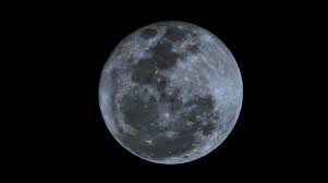 Observação da Lua Azul no Planetário da UFMS em Campo Grande