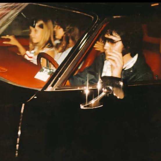 August 12, 1977 - the last photo of Elvis and Lisa (sitting on Elvis ...