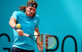 A inesperada e enigmática mensagem de Tsitsipas após perder em Madrid