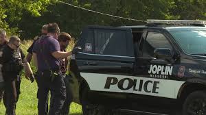 High-speed chase ends in Joplin neighborhood