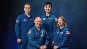 SpaceX Launches Starlink Mission