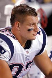 Patriots working out under radar - bos_g_gronkowski1_200