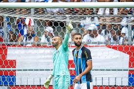Destaque contra o Bahia, goleiro do Grêmio fala sobre expectativa de ser convocado para a Copa do Mundo: "Momento especial"