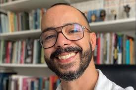 João Sanches (1979 - 2026) - Morre João Sanches, autor da peça 'Um Solo para Gregório', aos 47 anos