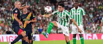 Apuestas y Pronóstico del Real Betis vs Real Oviedo 03/05/26