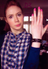 my edits gifs karen gillan Karen Sheila Gillan - tumblr_me5qdb9eaN1rsjd4ho3_250