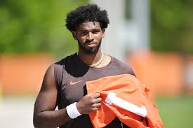Shedeur Sanders Joins Cleveland Browns: Draft Slide and NFL Expectations